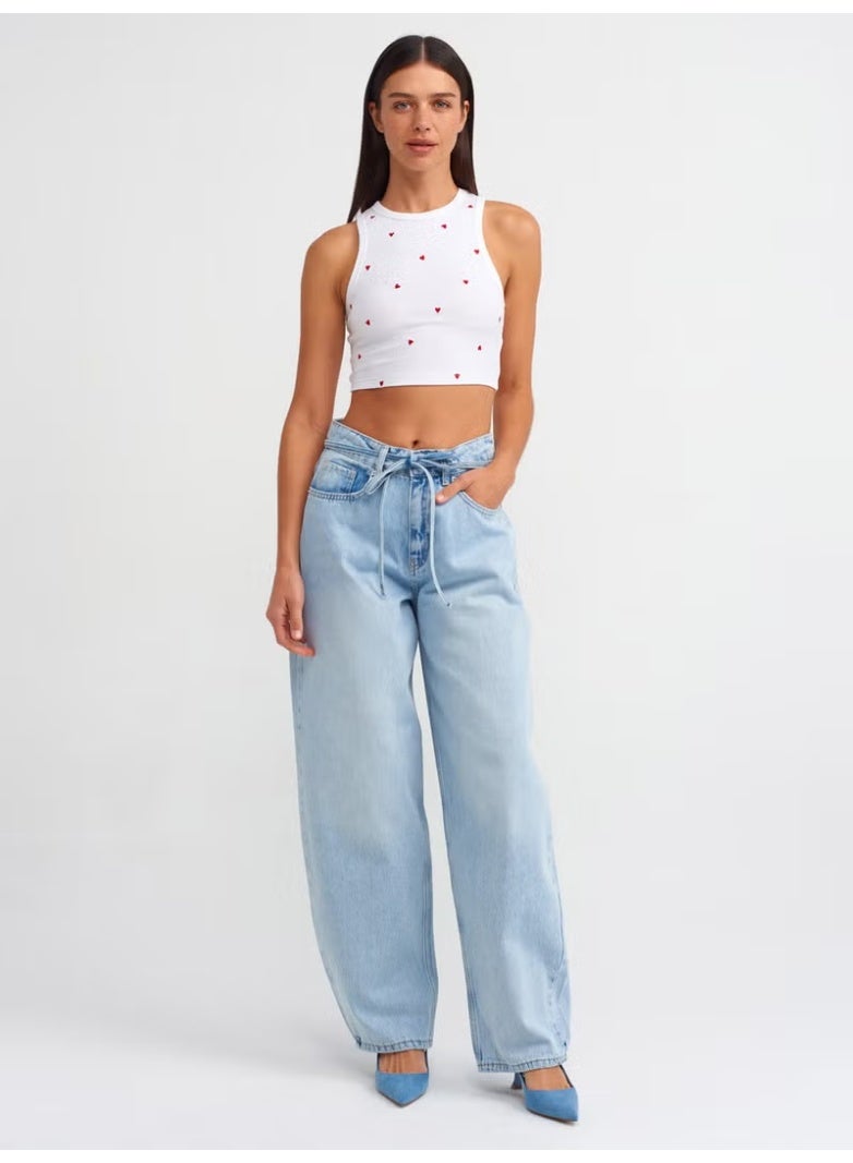 Dilvin 20819 Heart Embroidered Crop Top-White - Image 4